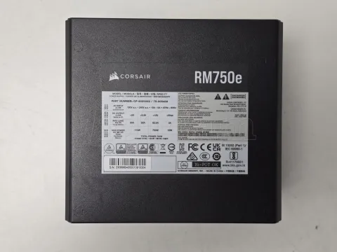 Photo de Alimentation ATX Corsair RMe v2 - 750W (Noir) - SN 23089804000013913204 - ID 213077