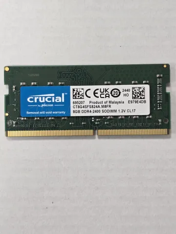 Photo de Barrette mémoire SODIMM DDR4 Crucial  2400Mhz 8Go (Vert) - SN S802C1A2440E979E4DB - ID 211376