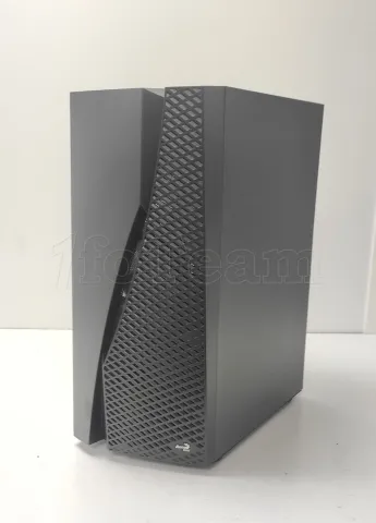 Photo de Boitier Moyen Tour ATX AeroCool Wave V3 RGB avec panneau vitré (Noir) - ID 209938