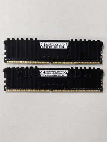 Photo de Kit Barrettes mémoire 32Go (2x16Go) DIMM DDR4 Corsair Vengeance LPX  3600Mhz (Noir) - SN A4WZT434056HXH - ID 211286