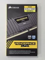 Photo de Kit Barrettes mémoire 32Go (2x16Go) DIMM DDR4 Corsair Vengeance LPX  3600Mhz (Noir) - SN A4WZT43611MVRO - ID 211262