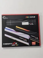 Photo de Kit Barrettes mémoire 32Go (2x16Go) DIMM DDR5 G.Skill Trident Z5 Neo RGB 6000MHz (Noir) AMD - SN 24282803919/20 - ID 211276