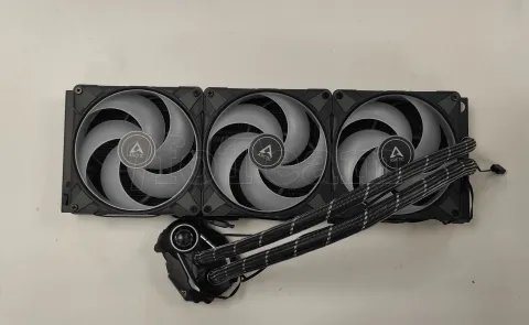 Photo de Kit Watercooling AIO Arctic Liquid Freezer II RGB - 420mm (Noir) - ID 209756