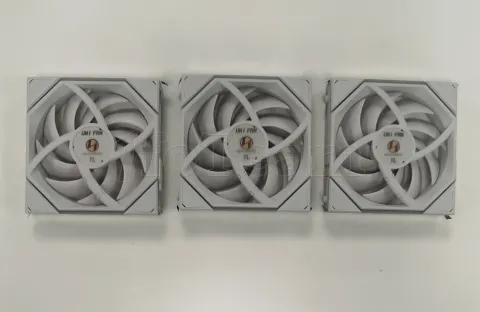 Photo de Lot de 3 Ventilateurs de boitier Lian Li Uni Fan TL Reverse RGB - 12cm (Blanc) - ID 205105