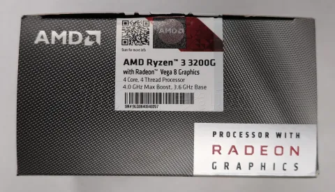 Photo de Processeur AMD Ryzen 3 3200G (4.0 Ghz) AM4 - SN 9LQ8640S40257 - ID 213368