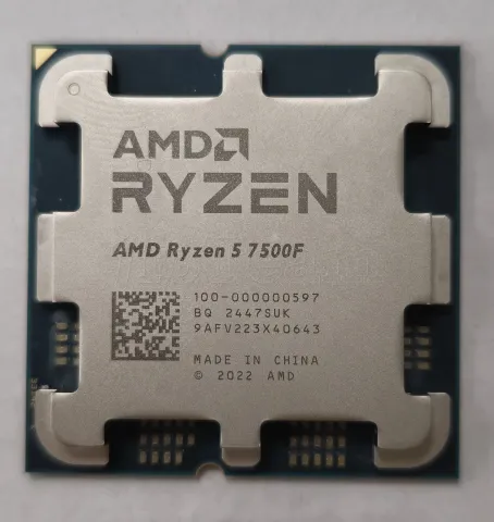 Photo de Processeur AMD Ryzen 5 7500F (5 Ghz) AM5 - Sans iGPU Version OEM (Tray) - SN 9AFV223X40643 - ID 213377