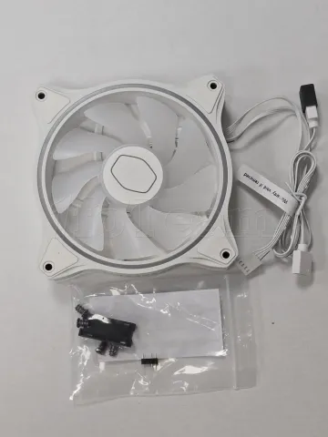 Photo de Ventilateur de boitier Cooler Master MasterFan MF Halo² RGB - 14cm (Blanc) - SN MFLB2DW18NPAR11231402288 - ID 211381