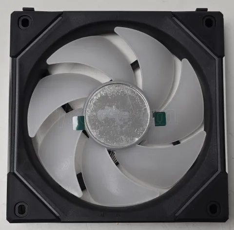 Photo de Ventilateur de boitier Lian Li Uni Fan SL-Infinity Reverse RGB - 12cm (Noir) - ID 213112