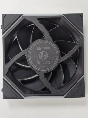 Photo de Ventilateur de boitier Lian Li Uni Fan TL LCD RGB - 12cm (Noir) - ID 211388