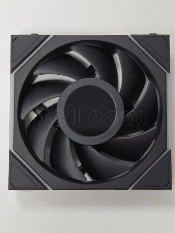 Photo de Ventilateur de boitier Lian Li Uni Fan TL LCD RGB - 12cm (Noir) - ID 211388