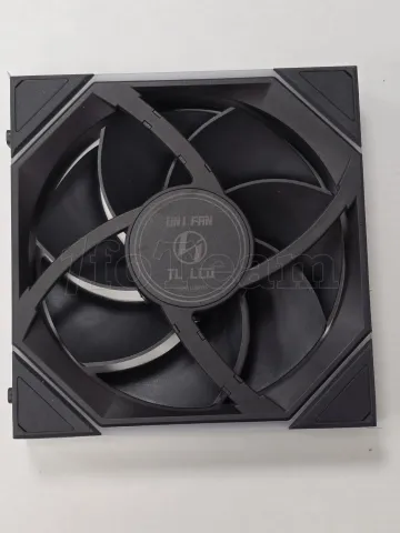 Photo de Ventilateur de boitier Lian Li Uni Fan TL LCD RGB - 14cm (Noir) - ID 211386