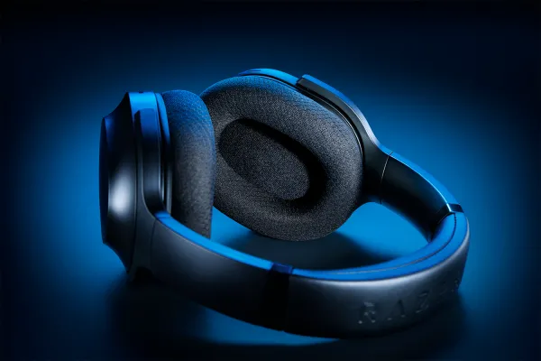 Découvrez une performance audio exceptionnelle avec le Casque Gamer sans fil Razer Barracuda (Noir).